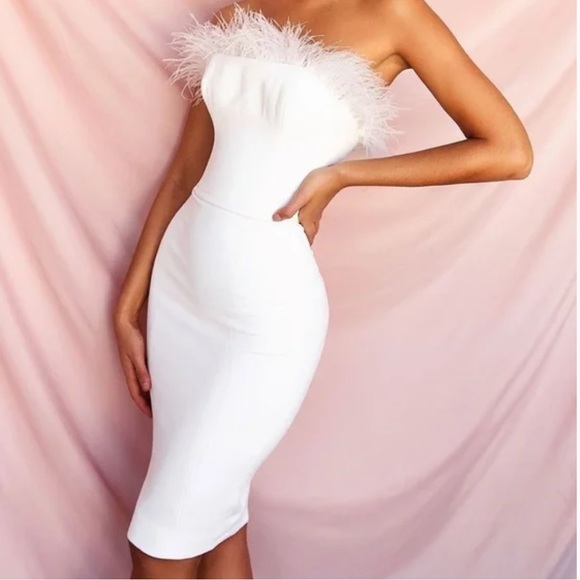 House of CB Dresses & Skirts - House of CB 'Bianca' White Feather Strapless Dress NWT and box